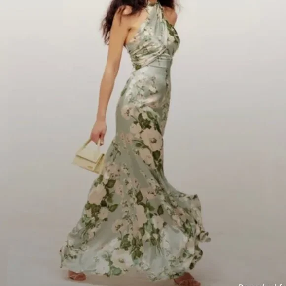 reformation silk green dress Reformation Hensley Artichoke Satin Sweetheart Neck Maxi Dress – The Closet  New York